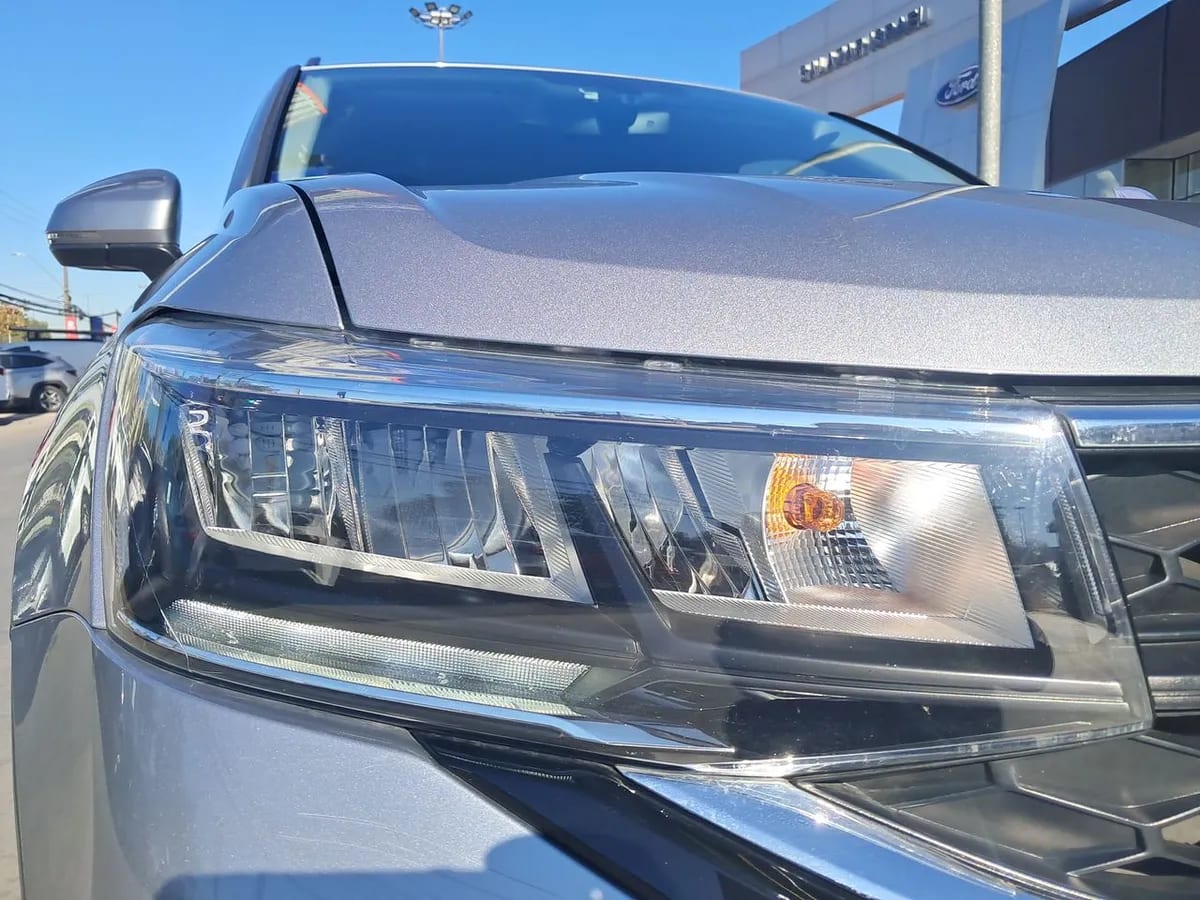 Volkswagen Taos 1.4 Tsi Comfortline 4x2 At 5p año 2026