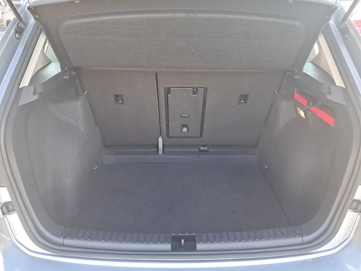 Volkswagen Taos 1.4 Tsi Comfortline 4x2 At 5p año 2026