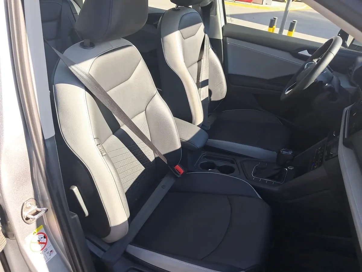 Volkswagen Taos 1.4 Tsi Comfortline 4x2 At 5p año 2026