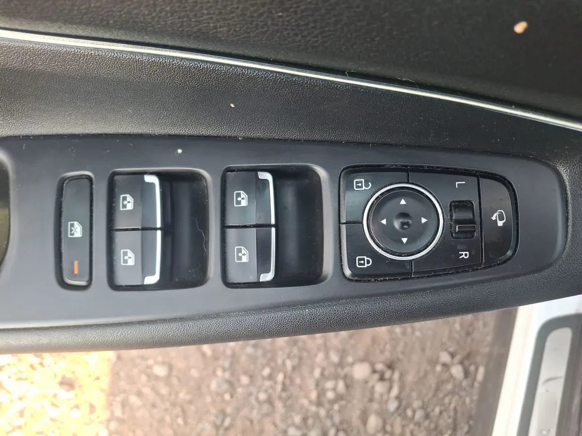 Hyundai Santa Fe 2.5 Value Fl 4x2 At 5p año 2022