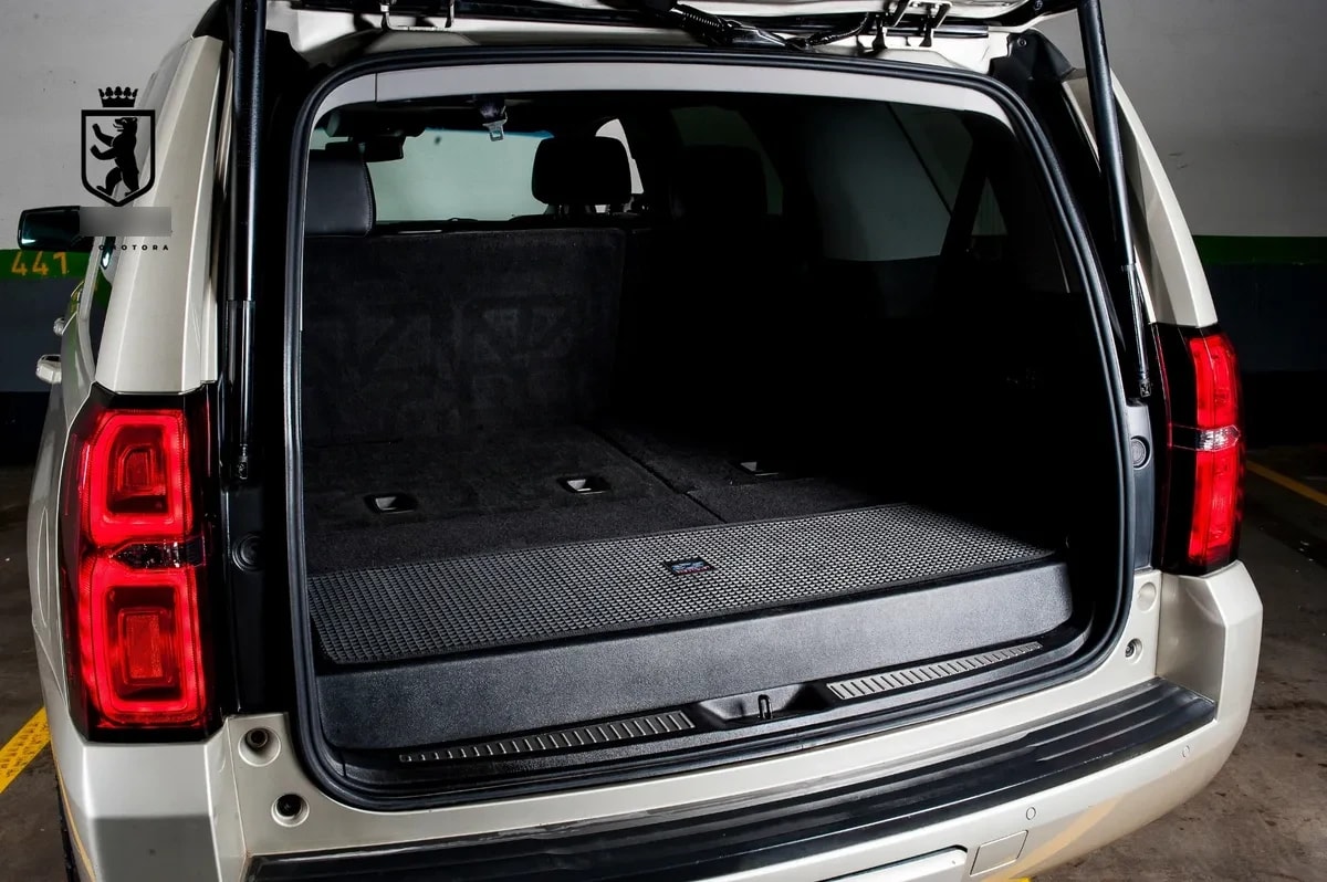 Chevrolet Tahoe 5.3 Lt Iv Su At 4x4 año 2017