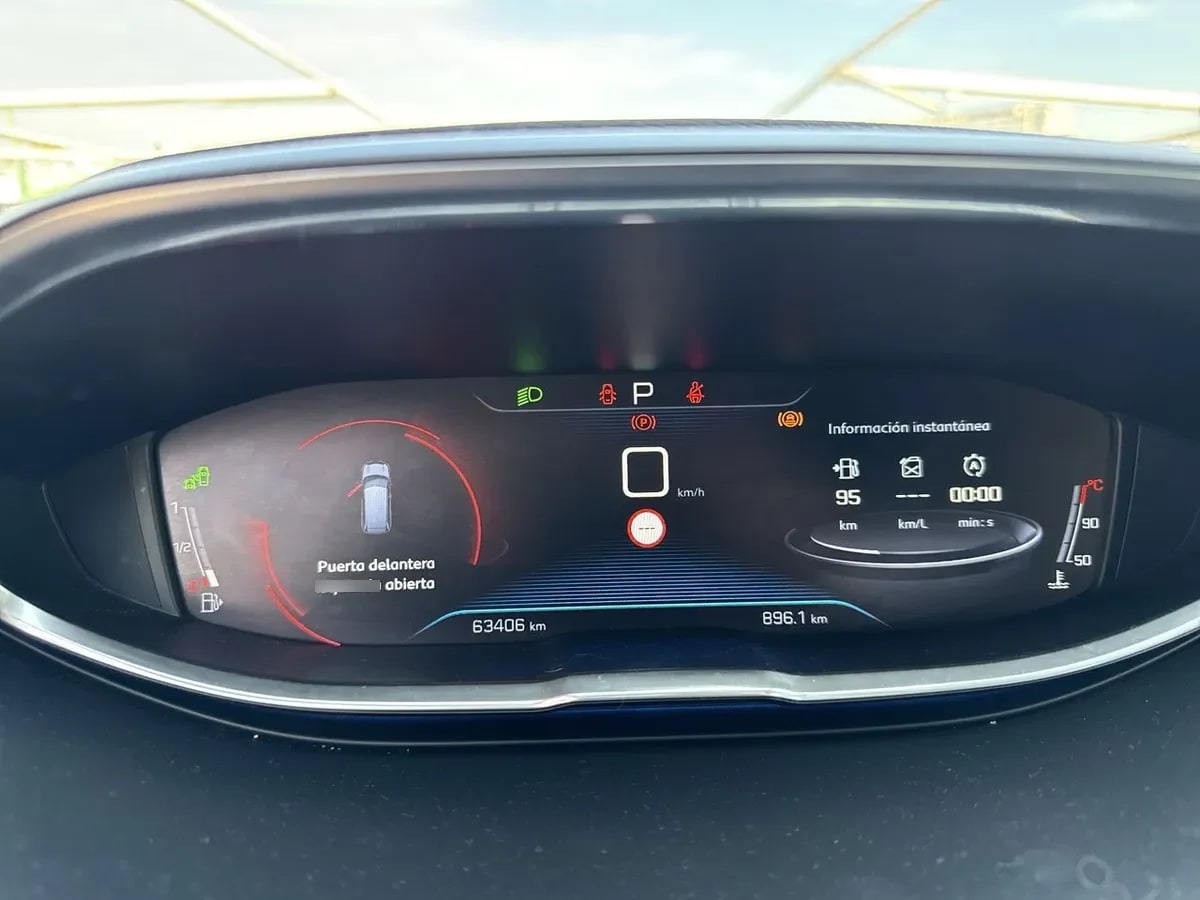 Peugeot 5008 1.6 Gt-Line 4x2 At 5p año 2019