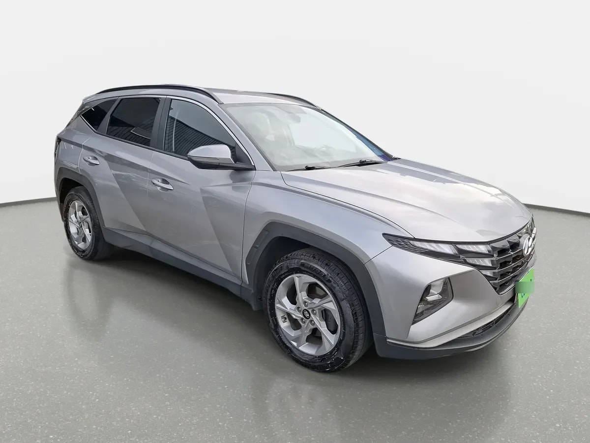 Hyundai Tucson 1.6 Nx4 Plus 2wd At 5p año 2023