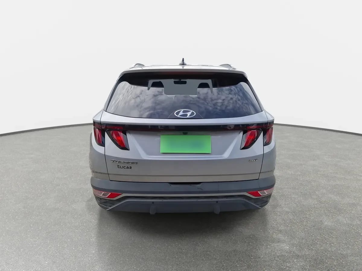 Hyundai Tucson 1.6 Nx4 Plus 2wd At 5p año 2023