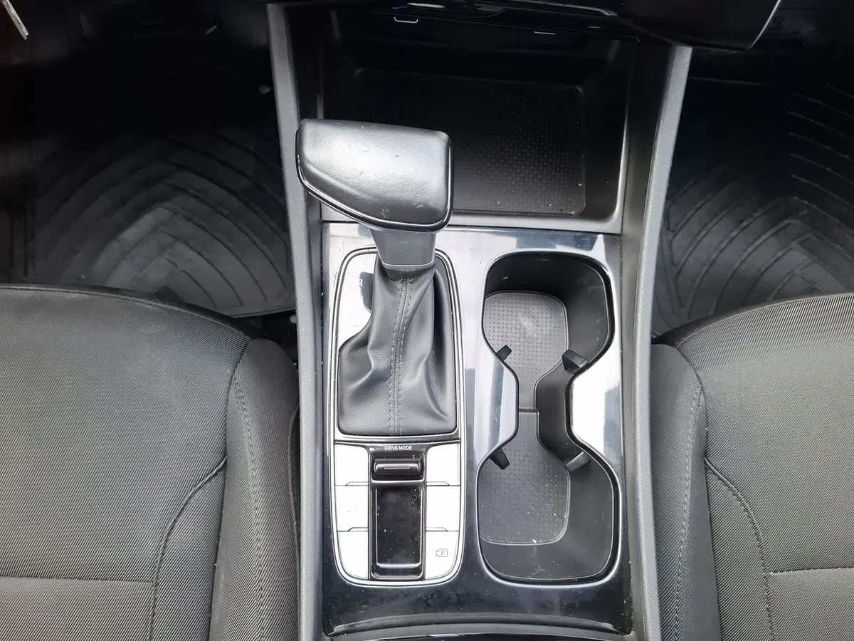 Hyundai Tucson 1.6 Nx4 Plus 2wd At 5p año 2023