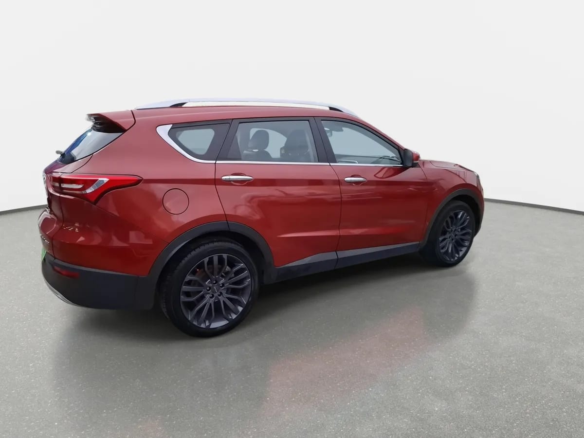 Jetour X70 1.5t Glx 4x2 At 5p año 2023