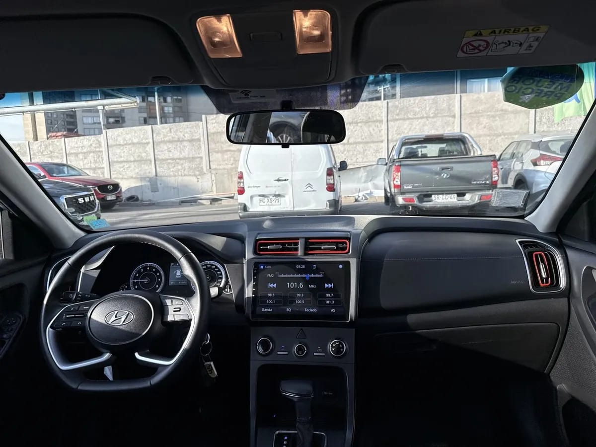 Hyundai Creta 1.5 Plus Su2i 4x2 At 5p año 2023