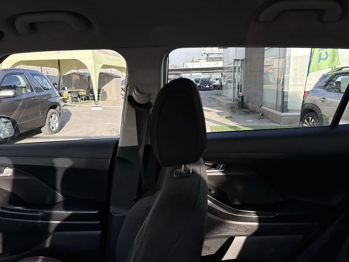 Hyundai Creta 1.5 Plus Su2i 4x2 At 5p año 2023