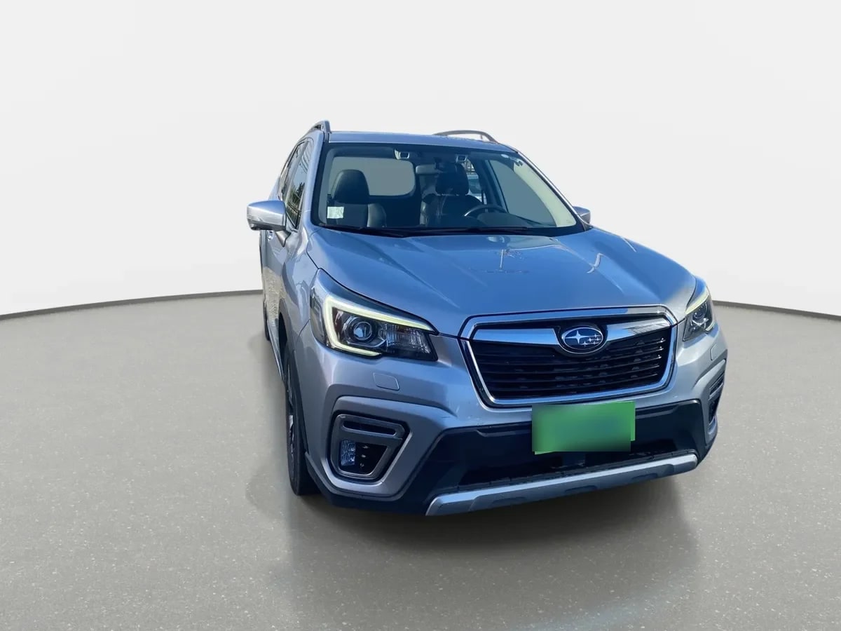 Subaru Forester 2.0i Limited Eyesight Awd At 5p año 2021