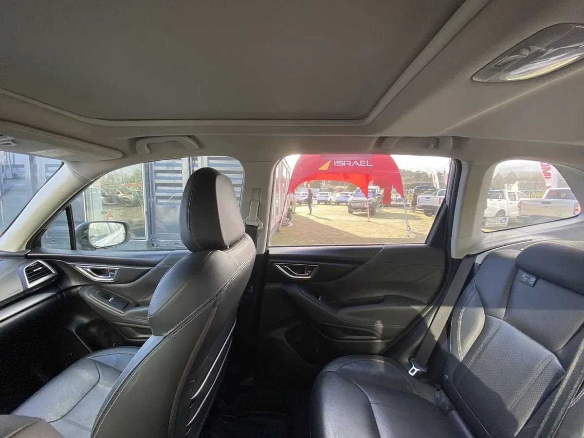Subaru Forester 2.0i Limited Eyesight Awd At 5p año 2021