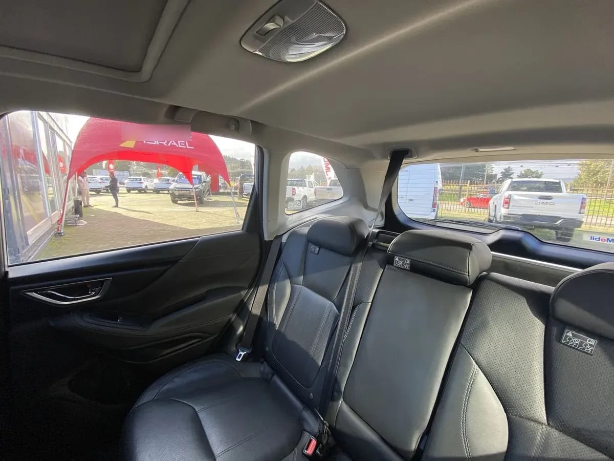 Subaru Forester 2.0i Limited Eyesight Awd At 5p año 2021