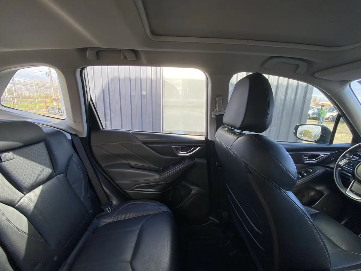 Subaru Forester 2.0i Limited Eyesight Awd At 5p año 2021