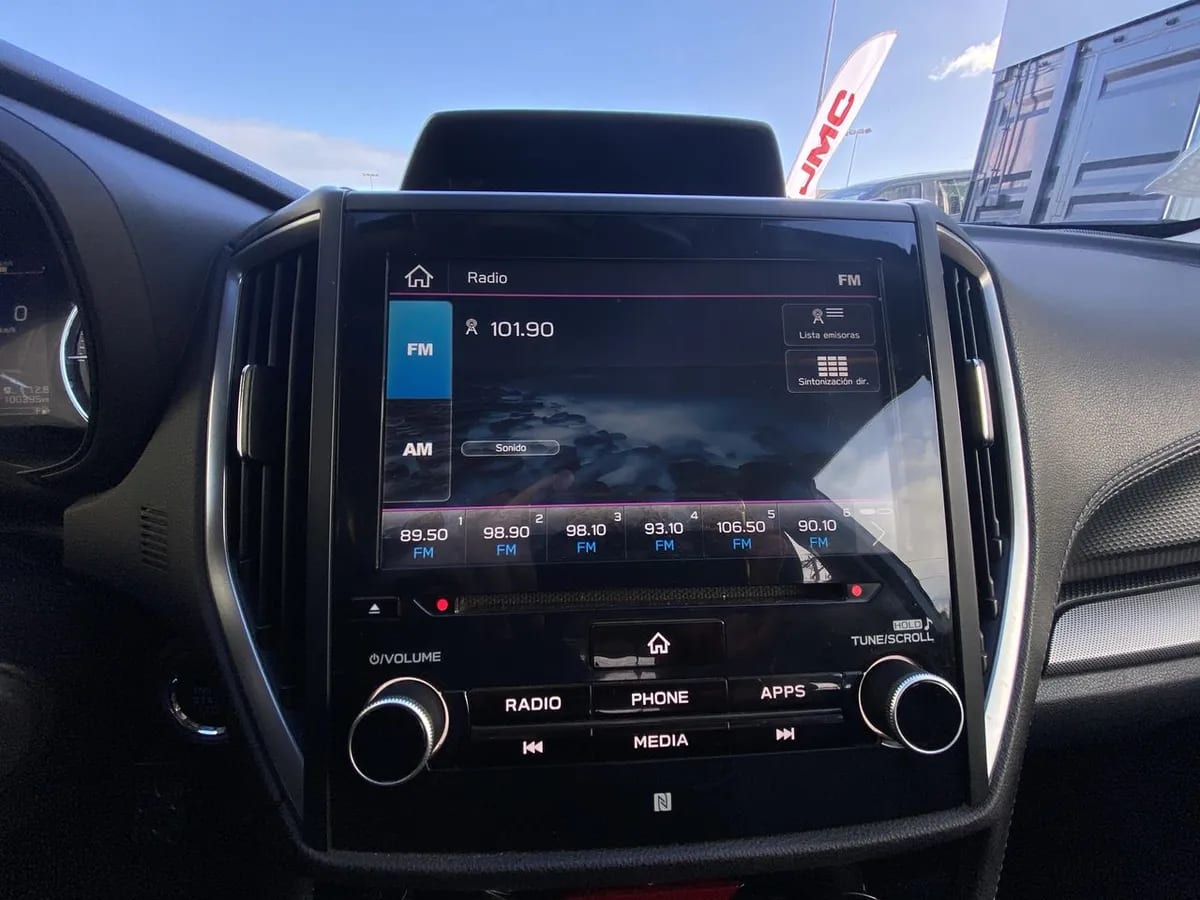 Subaru Forester 2.0i Limited Eyesight Awd At 5p año 2021