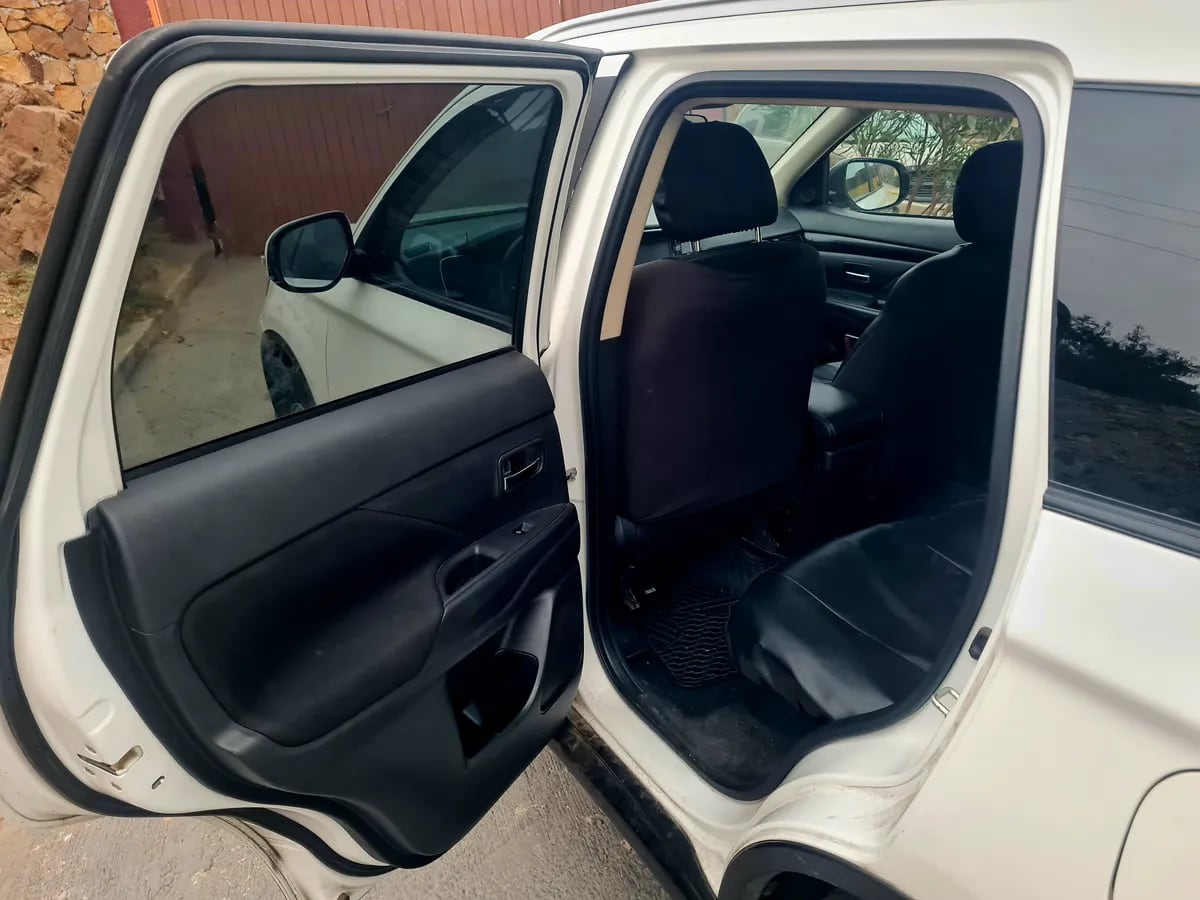 Mitsubishi Outlander 2.0 At 4x2 año 2021