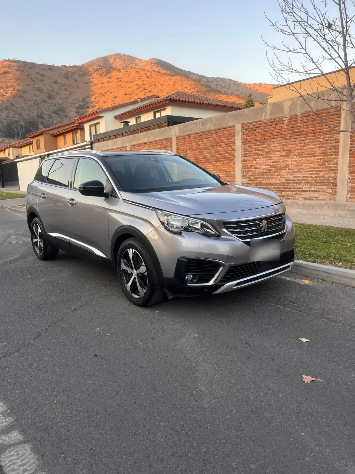 Peugeot 5008 2.0 Allure Bluehdi 150ho E6 Mt Diesel año 2018