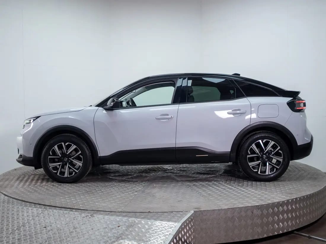Citroen C4 C4 Max Hybrid 136hp At año 2026