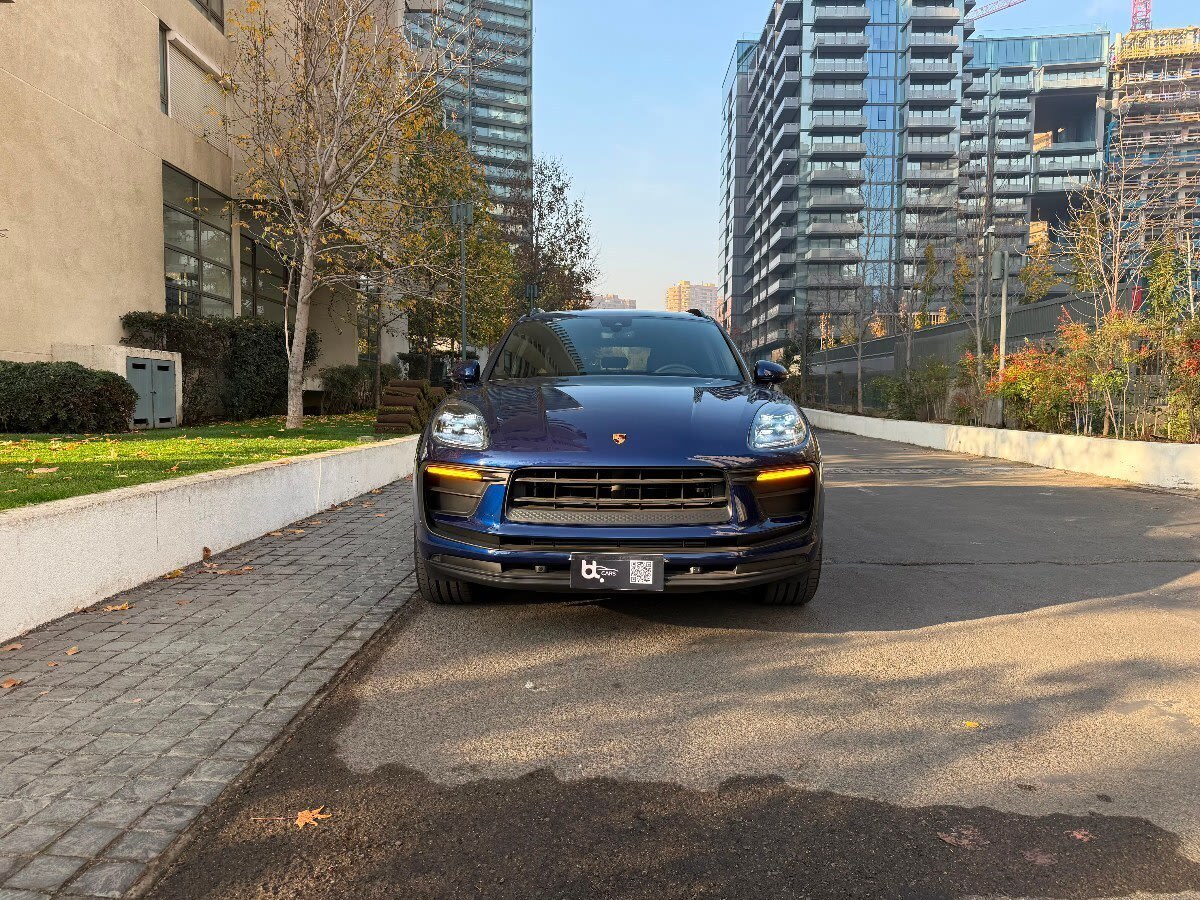 Porsche Macan Macan R4 Iii 5p 4x4 2.0 Aut año 2026