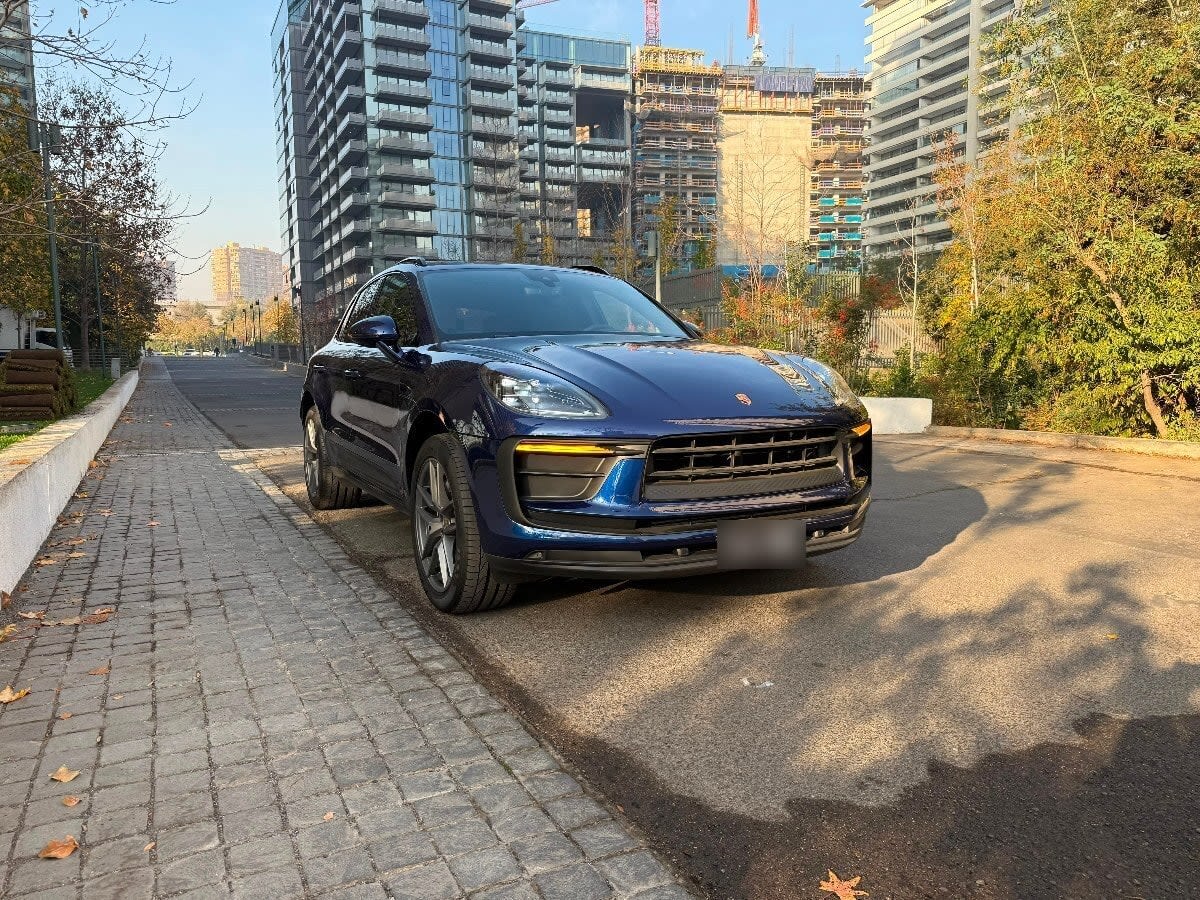 Porsche Macan Macan R4 Iii 5p 4x4 2.0 Aut año 2026