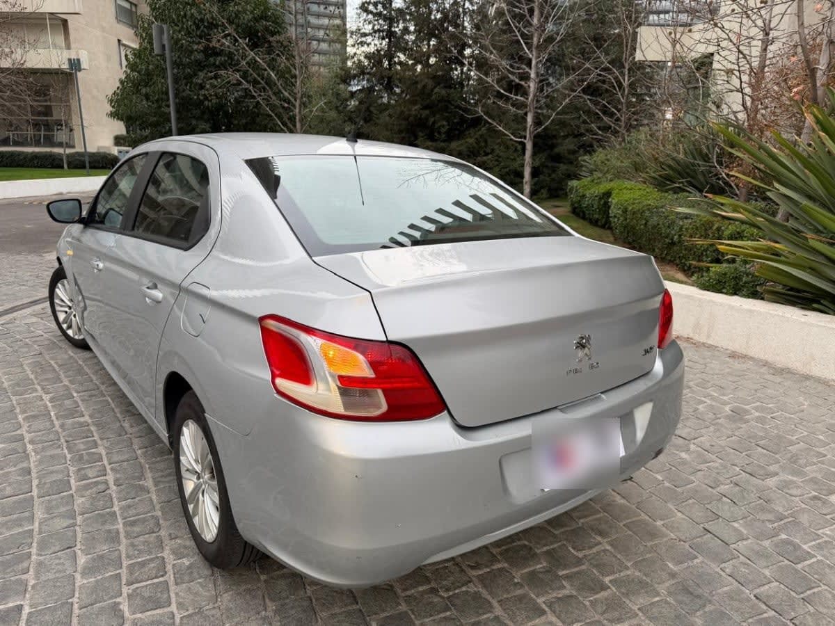 Peugeot 301 Active 1.6 año 2017
