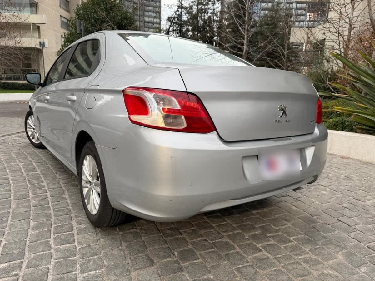 Peugeot 301 Active 1.6 año 2017