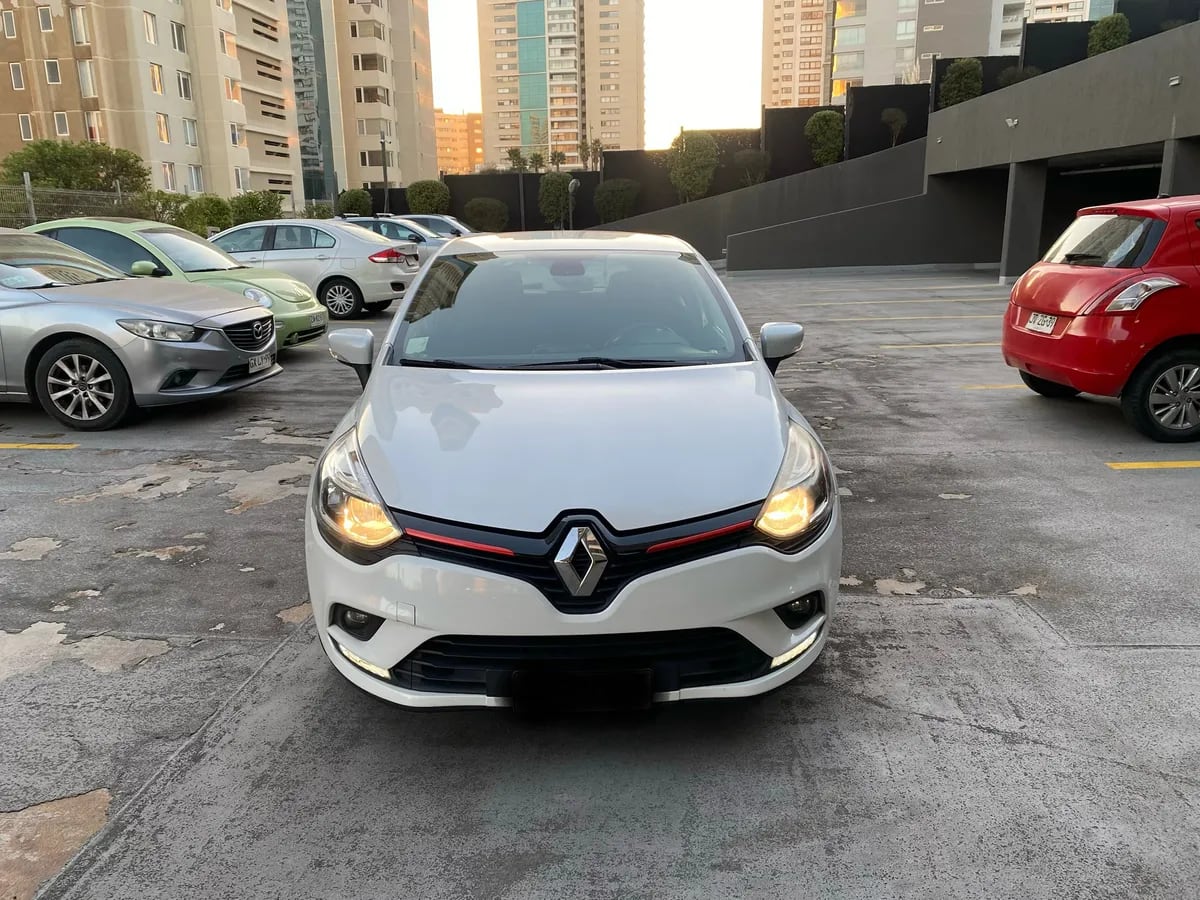 Renault Clio 1.2 Iv Expression Fl Mt año 2017