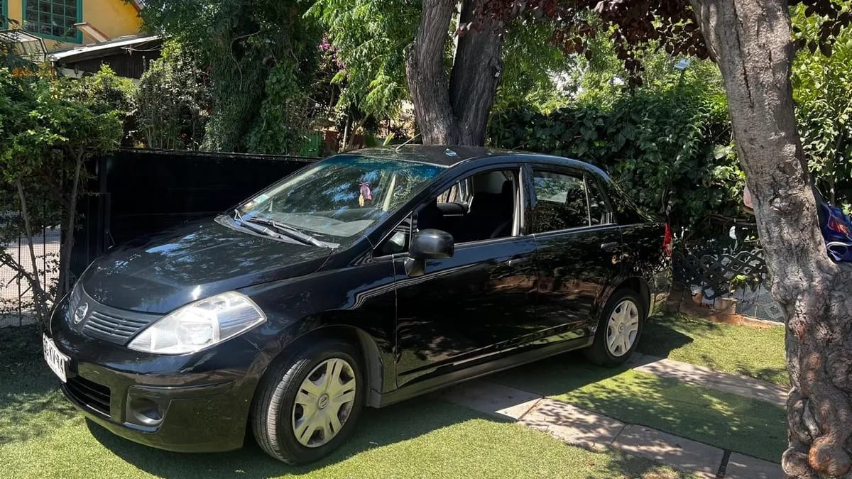 NISSAN TIIDA 1.6 Sedan S Ac Mt año 2014