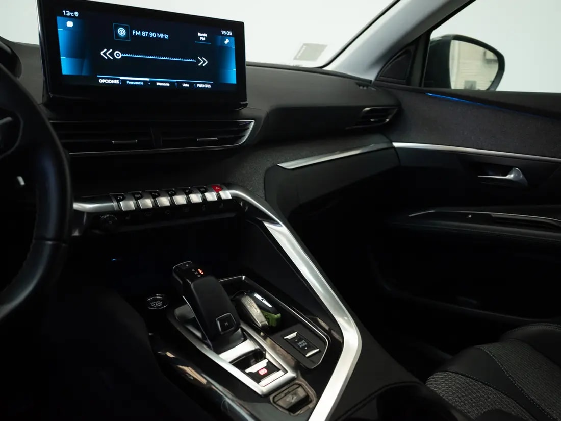 Peugeot 3008 3008 1.6 Allure Pack Thp 165 At año 2022