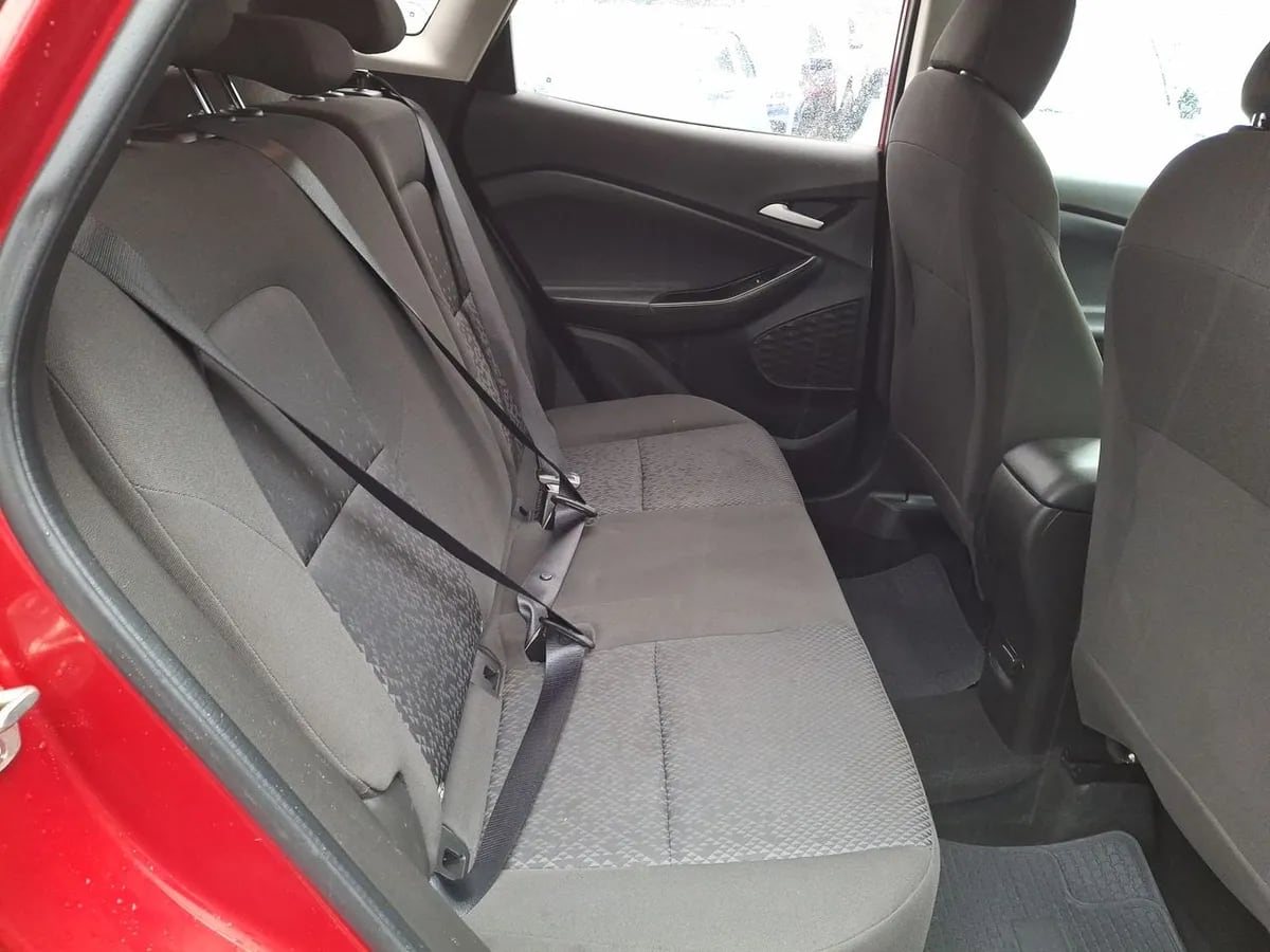 Chevrolet Tracker 1.2t Ls Fwd Mt 5p año 2022