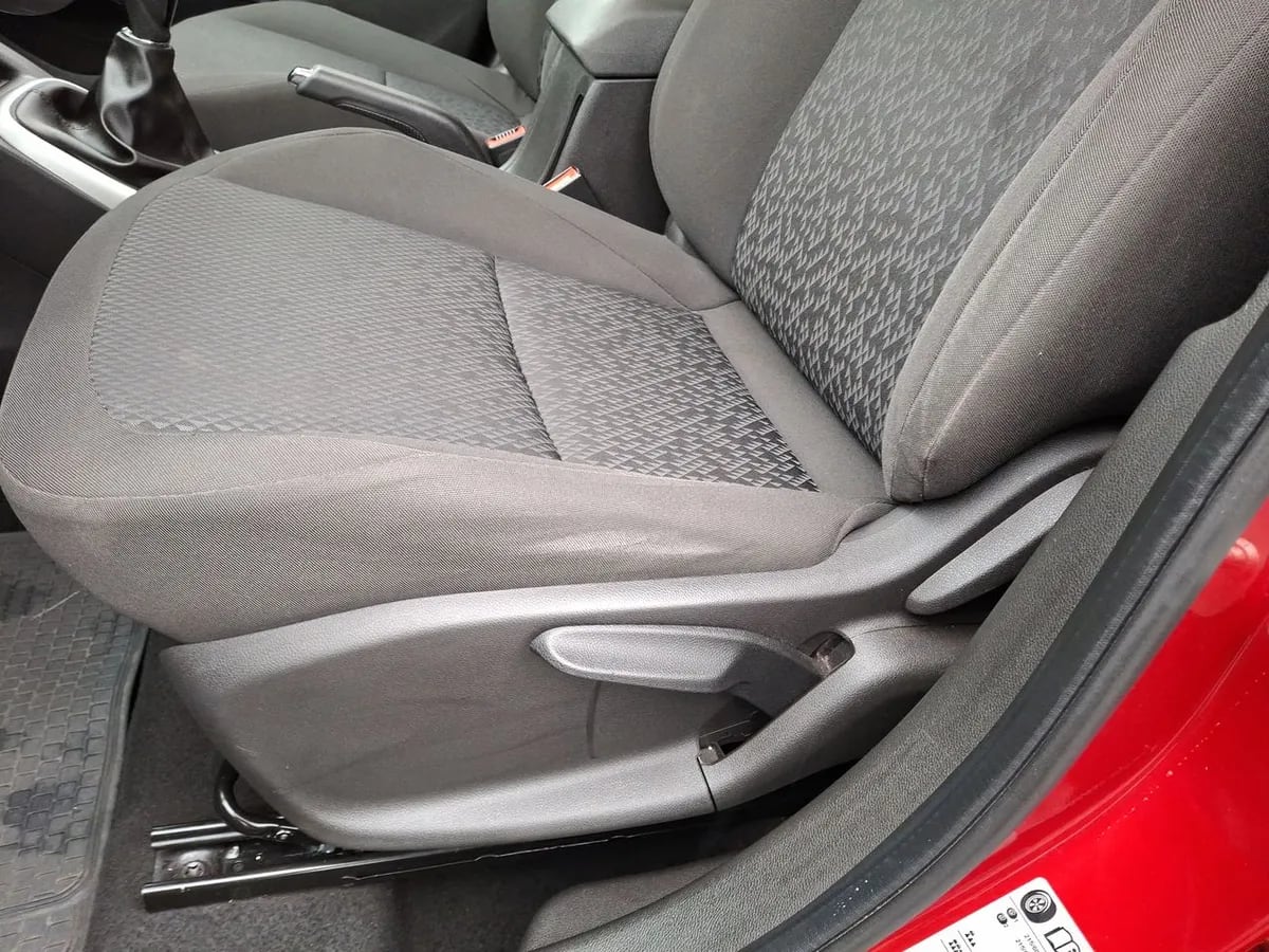 Chevrolet Tracker 1.2t Ls Fwd Mt 5p año 2022