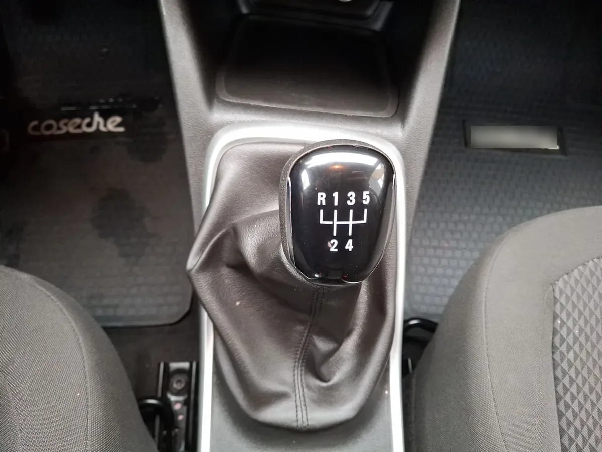 Chevrolet Tracker 1.2t Ls Fwd Mt 5p año 2022