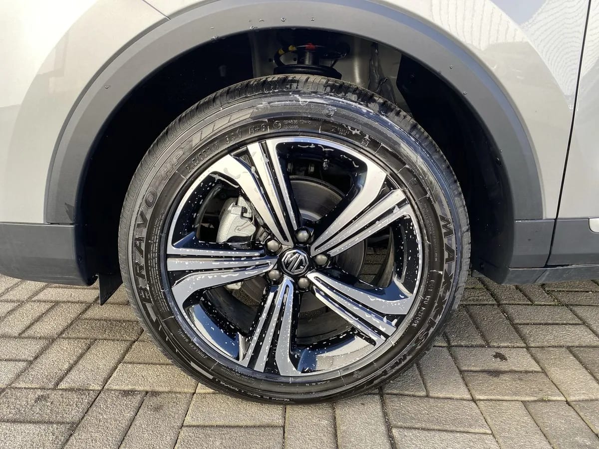 MG Mg Zx 1.5 Dlx 2wd Cvt At 5p año 2026