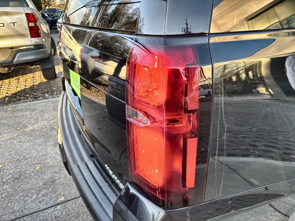 Chevrolet Tahoe 5.3 Lt 4x4 At 5p año 2021