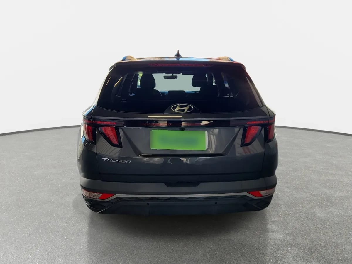 Hyundai Tucson 2.0 Nx4 Plus 2wd At 5p año 2023