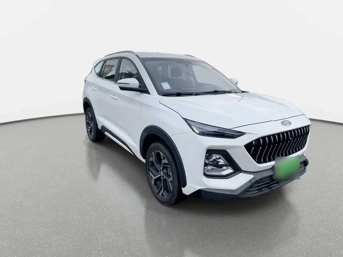 JAC Js8 1.5 Luxury Se 4x2 6mt 5p año 2024