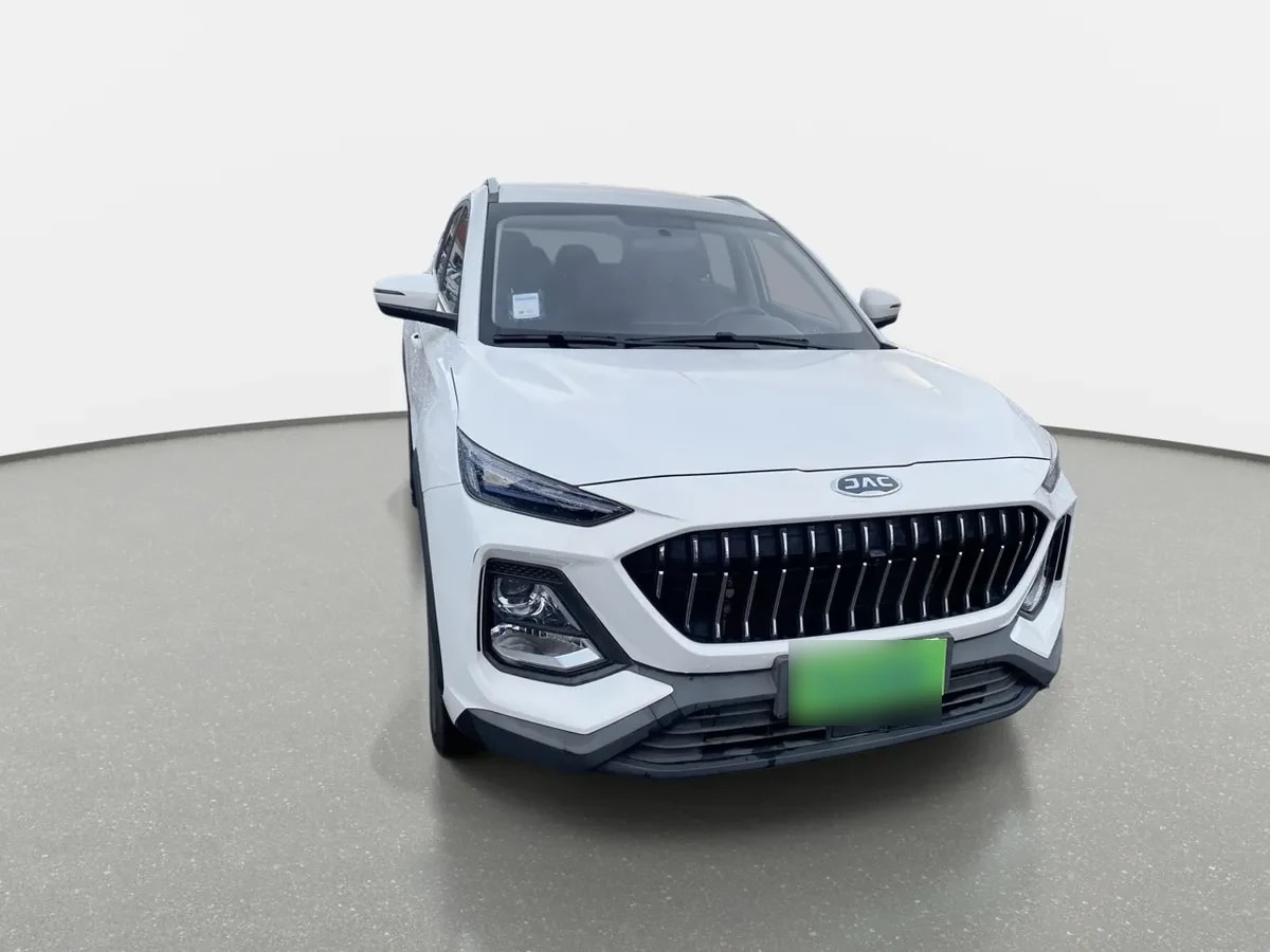 JAC Js8 1.5 Luxury Se 4x2 6mt 5p año 2024