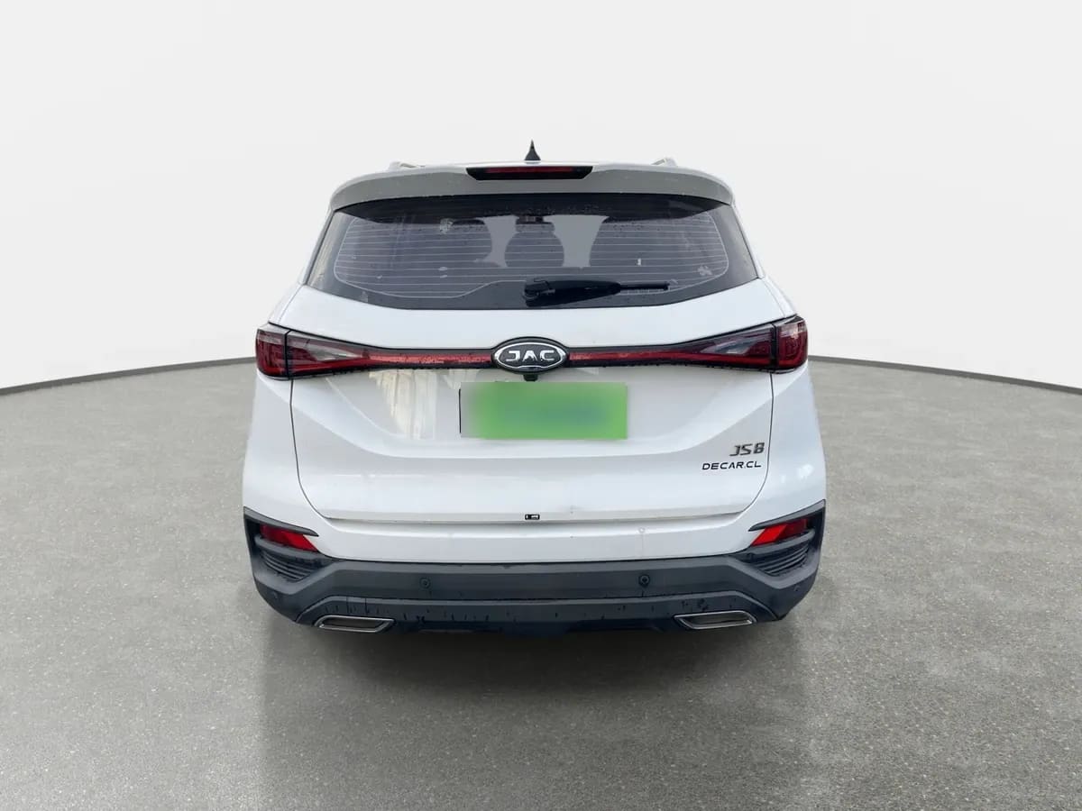 JAC Js8 1.5 Luxury Se 4x2 6mt 5p año 2024