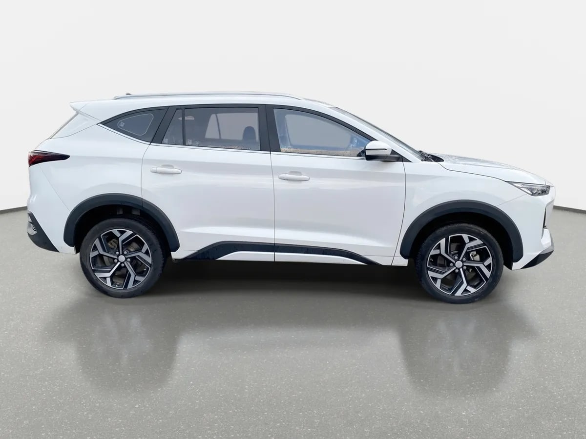 JAC Js8 1.5 Luxury Se 4x2 6mt 5p año 2024