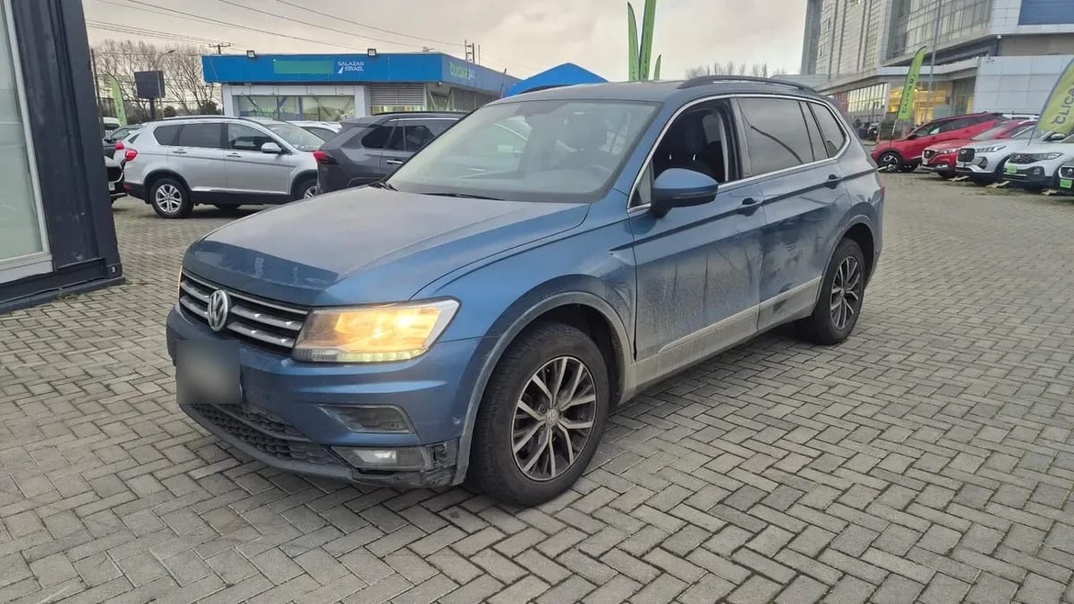 Volkswagen Tiguan 1.4 Tsi Comfortline Con Camara At 5p año 2021