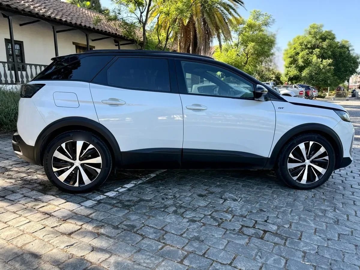 Peugeot 3008 1.6 Gt Hybrid4 E At Hibrido año 2024