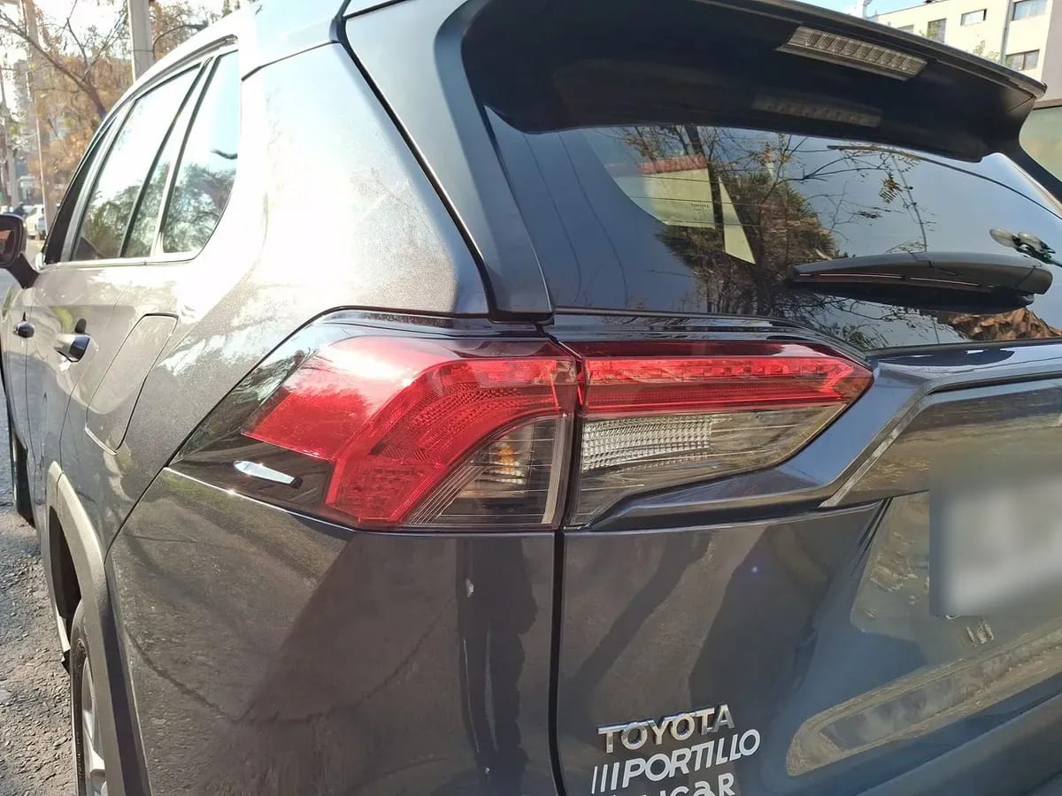 Toyota Rav 4 2.0 Le 4x2 Cvt At 5p año 2026