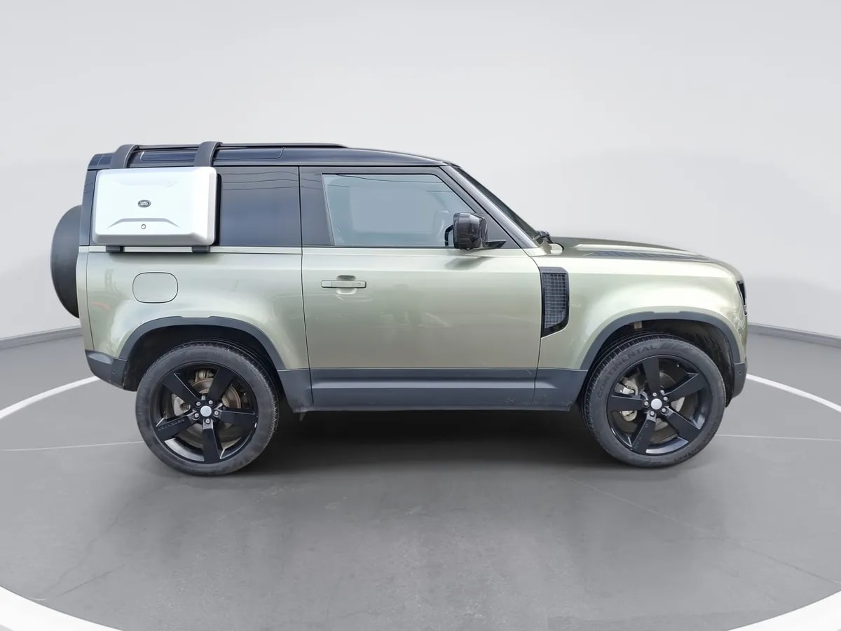 Land Rover Defender 3.0 90 Hse 4x4 At año 2025