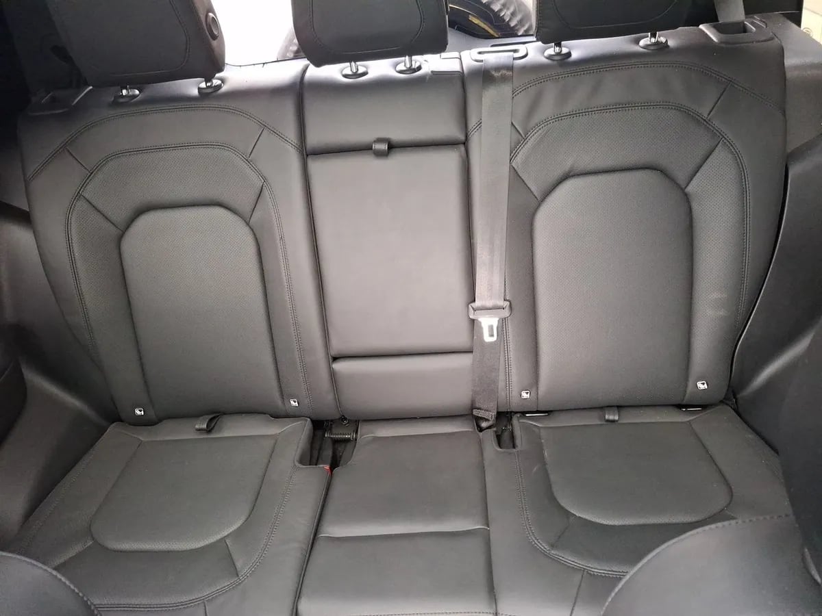 Land Rover Defender 3.0 90 Hse 4x4 At año 2025