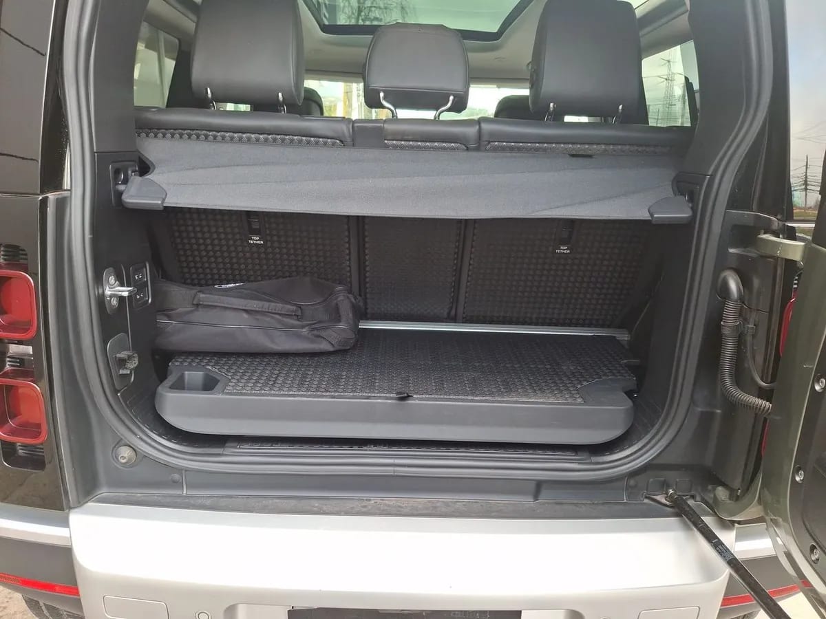 Land Rover Defender 3.0 90 Hse 4x4 At año 2025