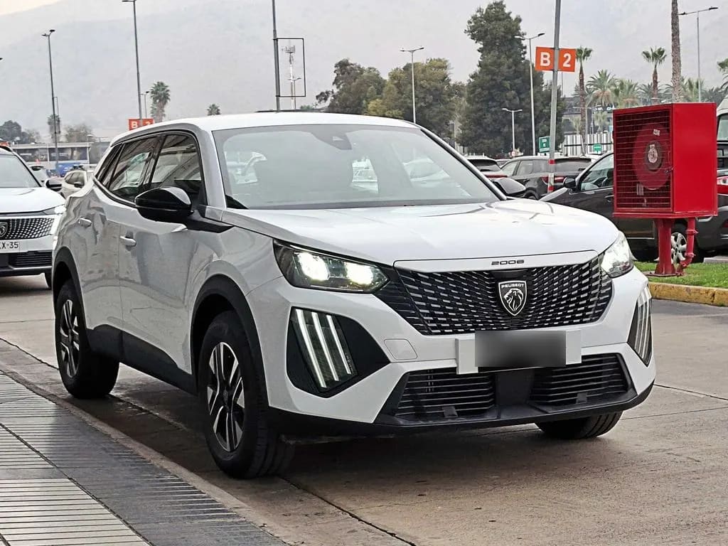 Peugeot 2008 Active año 2025