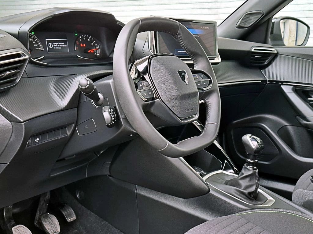 Peugeot 2008 Active año 2025