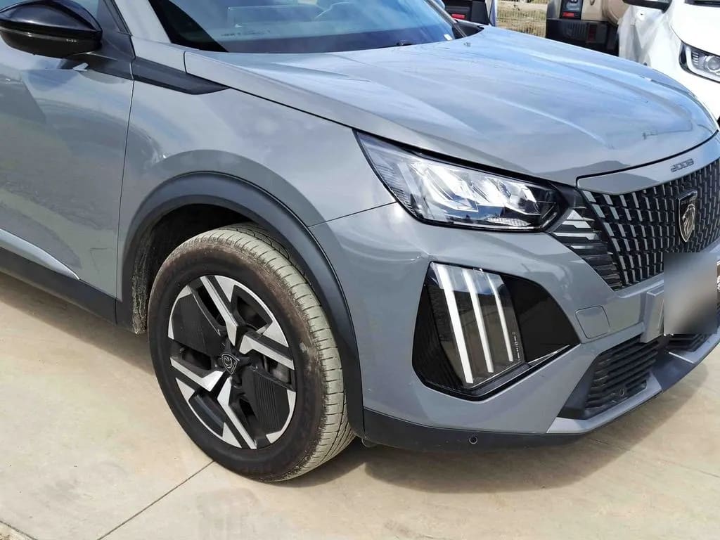 Peugeot 2008 Allure año 2024