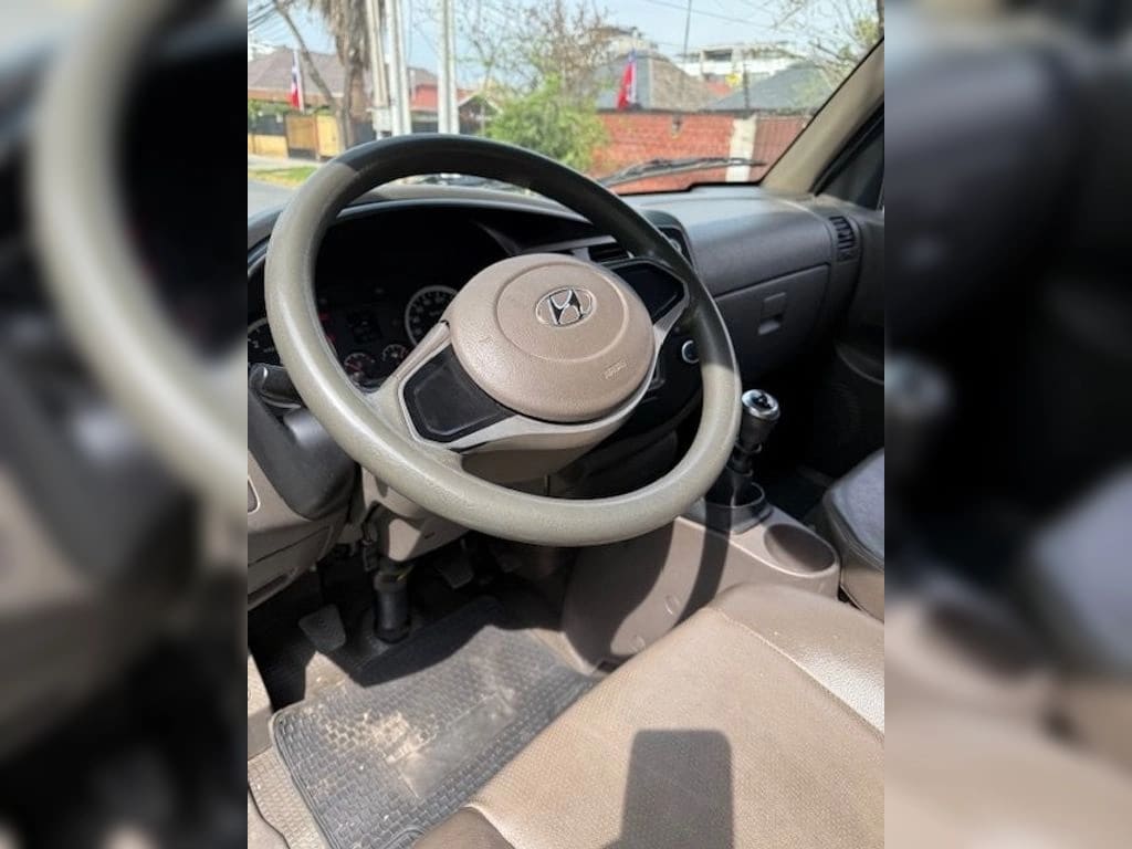 HYUNDAI PORTER 2.5 Crdi Diesel Gls 4x2 Chasis Ac 6mt 2p año 2022