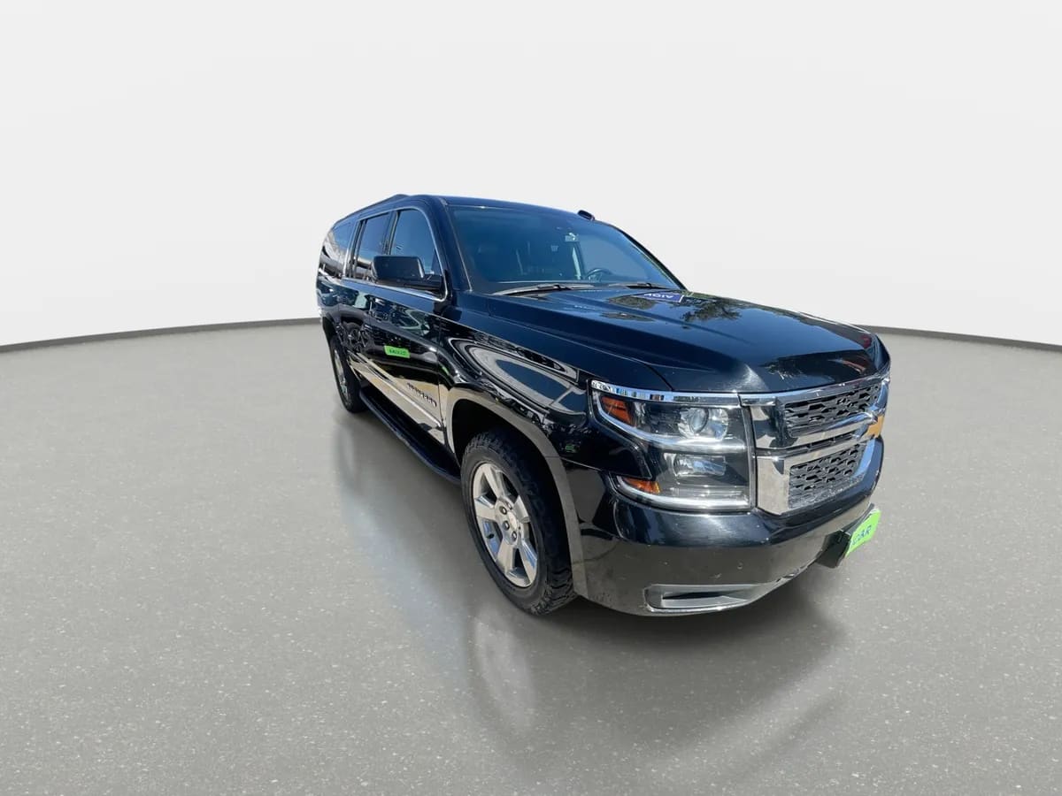 Chevrolet Suburban 5.3l Lt 4wd Su At 5p año 2021