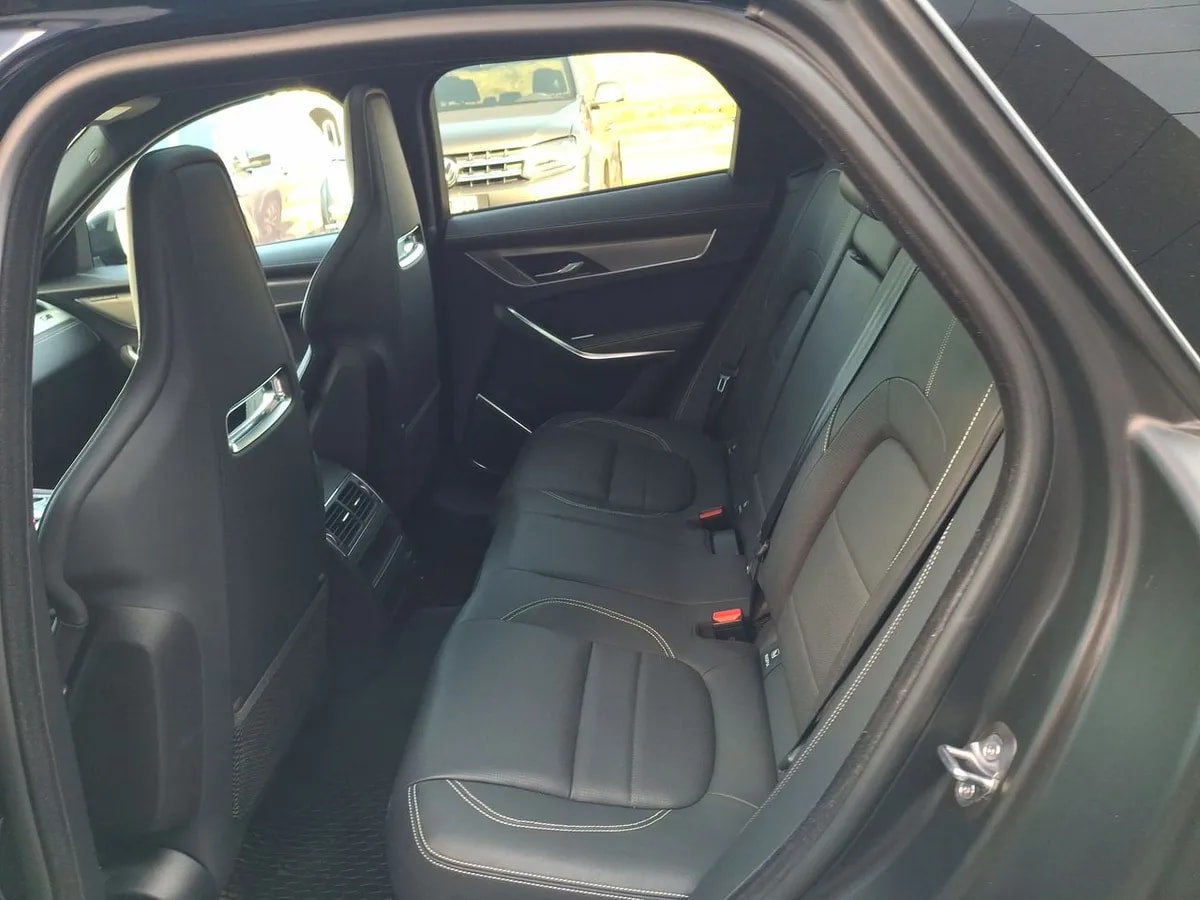 Jaguar F-Pace 2.0 R-Dynamic S Diesel Awd 204hp At 5p año 2025