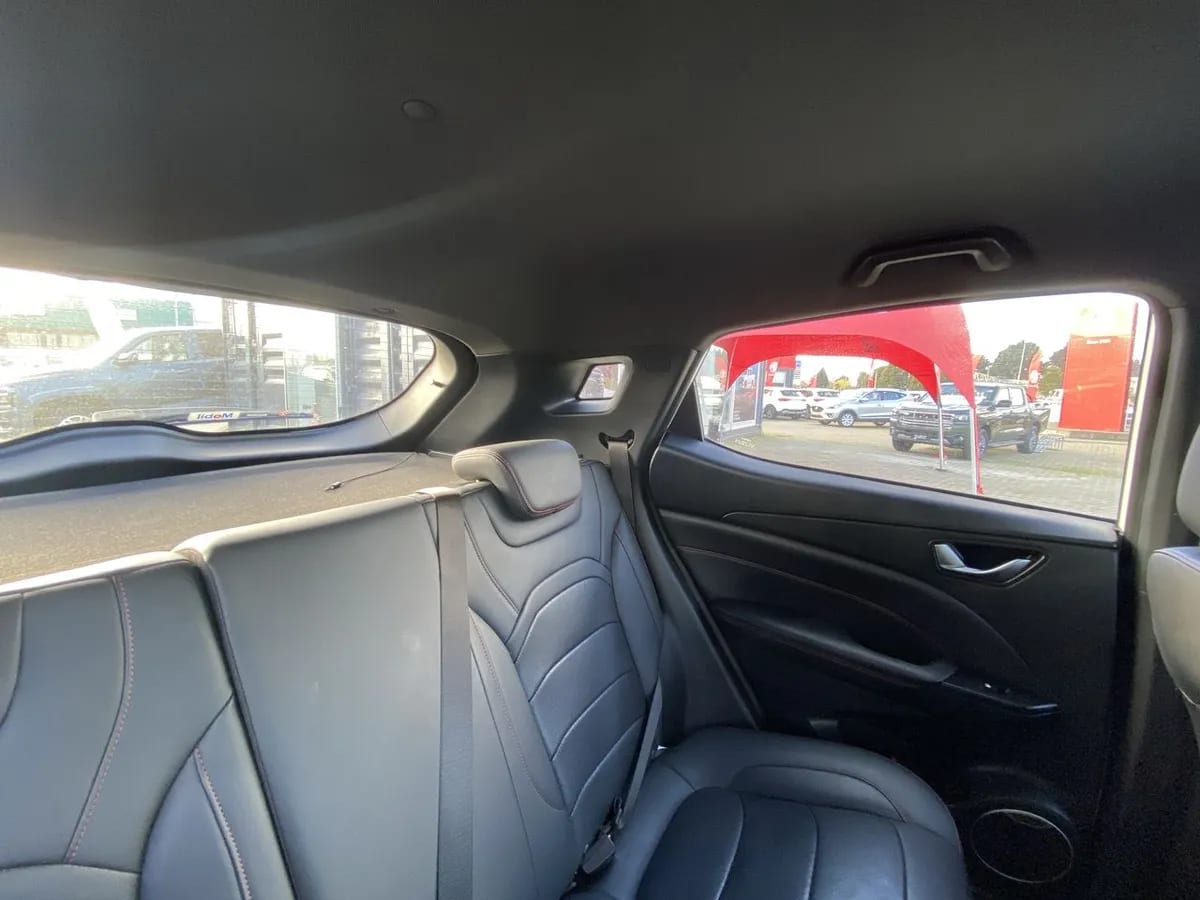 DFSK 500 1.5 Luxury 4x2 Mt 5p año 2025
